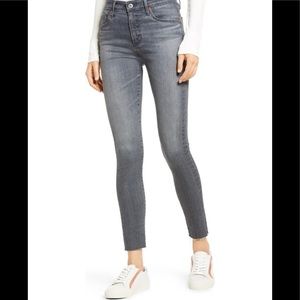 AG Farrah Ankle High Rise skinny, grey pearl